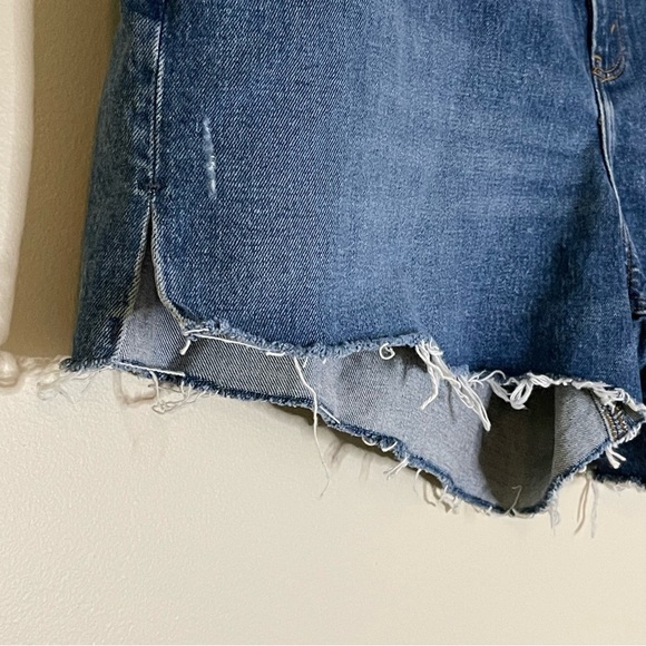 Abercrombie The 4” Mom Short High Rise NWT - Size 36/22 - Picture 3 of 6